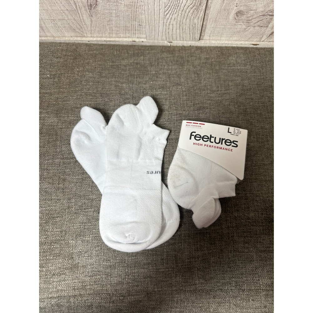 Feetures High Performance Max Cushion No Show Tab White Socks 2pk FA50003 Large
